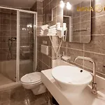 Dana Hotel 4*