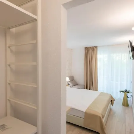 Dana Otel