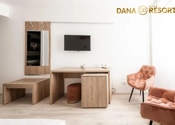 Dana Hotel 4*