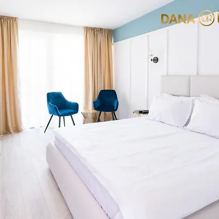 Hotel Dana 4*