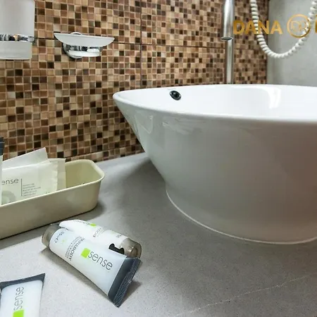 Hotel Dana 4*